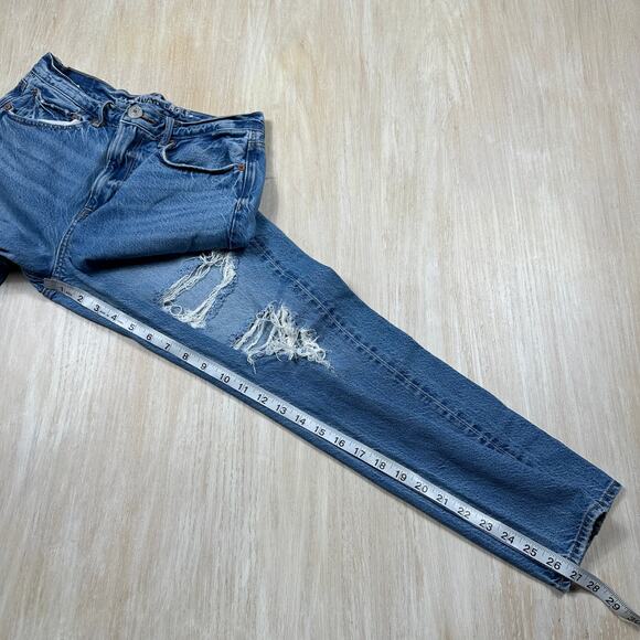 American Eagle 90s Boyfriend Distressed Ripped Casual Everyday Denim Jeans 2 - Picture 8 of 15